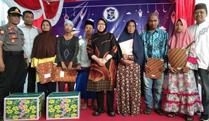 Berdayakan Ekonomi Warga Eks Lokalisasi, Risma Siap Sulap Wisma Barbara Jadi Taman Anggrek Berdayakan Ekonomi Warga Eks Lokalisasi, Risma Siap Sulap Wisma Barbara Jadi Taman Anggrek