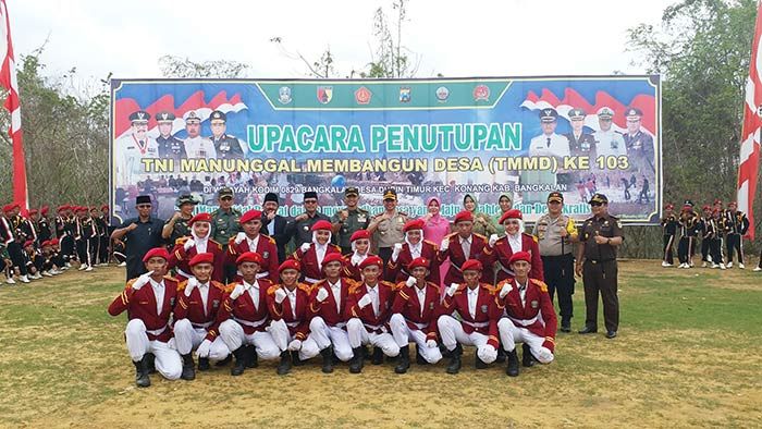 Tutup TMMD ke-103 di Bangkalan, Kepala SPN Polda Jatim Bacakan Amanat Kasad Tutup TMMD ke-103 di Bangkalan, Kepala SPN Polda Jatim Bacakan Amanat Kasad