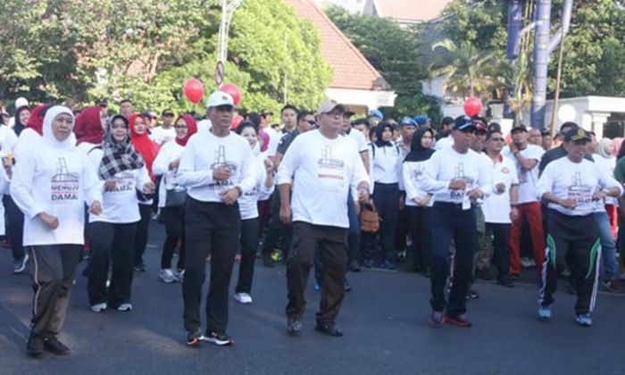 Olahraga Bersama di HUT Polri ke-73, Pangkoarmada II Dukung Deklarasi Tolak Kerusuhan di Jatim