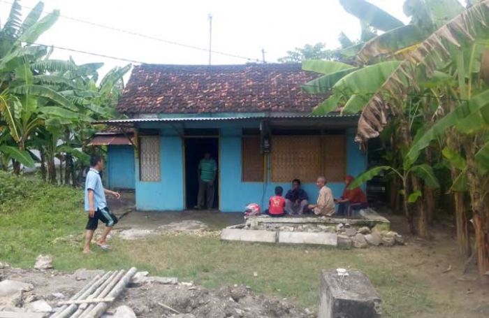 Pria Sebatang Kara Korban Banjir di Bojonegoro Ditemukan Tewas di dalam Rumah Pria Sebatang Kara Korban Banjir di Bojonegoro Ditemukan Tewas di dalam Rumah
