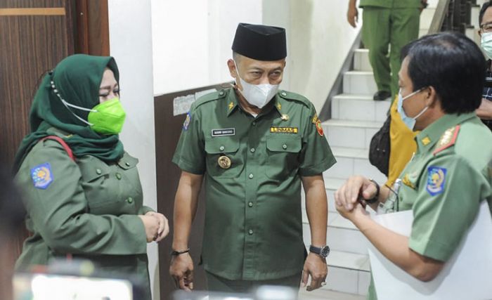 Awali Tugas sebagai Bupati, Sugiri Sancoko Gelar Sidak di Kantor Lingkungan Pemkab Ponorogo Awali Tugas sebagai Bupati, Sugiri Sancoko Gelar Sidak di Kantor Lingkungan Pemkab Ponorogo