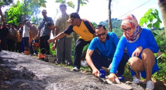 Serap Aspirasi Warga Gunggungan Kidul, Bupati Tantri Tilik Desa