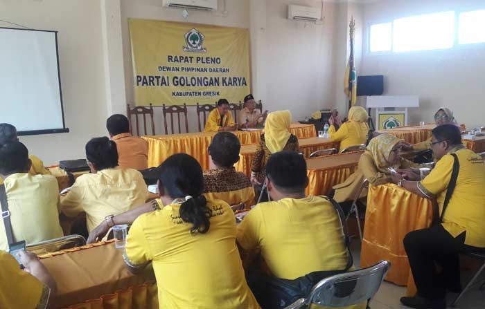 Pleno Golkar Gresik Putuskan Copot Hamid dari Ketua DPRD Pleno Golkar Gresik Putuskan Copot Hamid dari Ketua DPRD