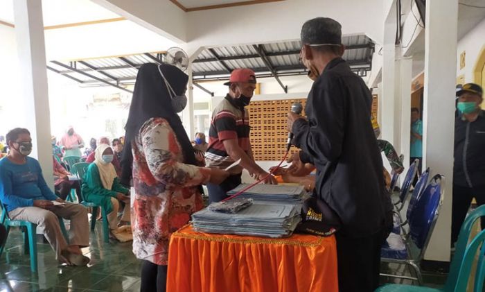 Pengajuan Sertifikat PTSL 2019 Gagal, Warga Kembiritan Kecewa Berat
