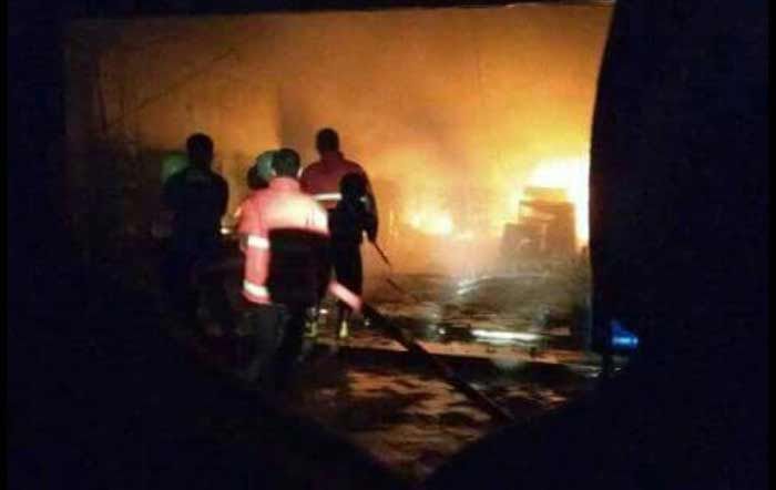 Toko Swalayan di Nglegok Terbakar, Pemilik Merugi Miliaran Rupiah Toko Swalayan di Nglegok Terbakar, Pemilik Merugi Miliaran Rupiah