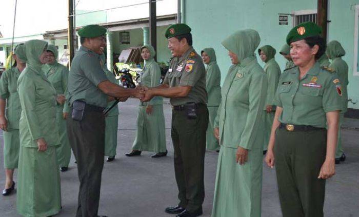 Tiga Anggota Kodim Pensiun Dilepas Dandim 0804/Magetan Tiga Anggota Kodim Pensiun Dilepas Dandim 0804/Magetan