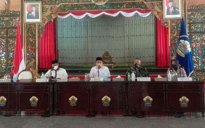 Cegah Klaster PMI, Satgas Covid-19 Bangkalan Siapkan Isolasi Terpusat Cegah Klaster PMI, Satgas Covid-19 Bangkalan Siapkan Isolasi Terpusat