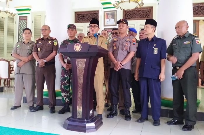 Ini 9 Imbauan Bupati Pamekasan Cegah Penyebaran Corona Ini 9 Imbauan Bupati Pamekasan Cegah Penyebaran Corona