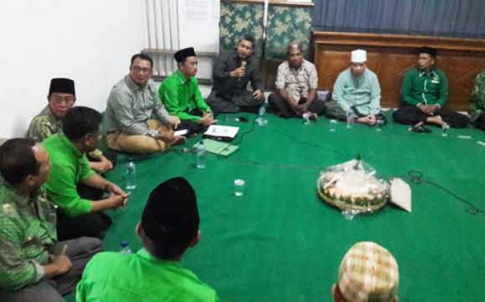 Tak Sesuai Kehendak Mayoritas Pengurus, SK Kepengurusan DPC PPP Gresik Tuai Penolakan Tak Sesuai Kehendak Mayoritas Pengurus, SK Kepengurusan DPC PPP Gresik Tuai Penolakan