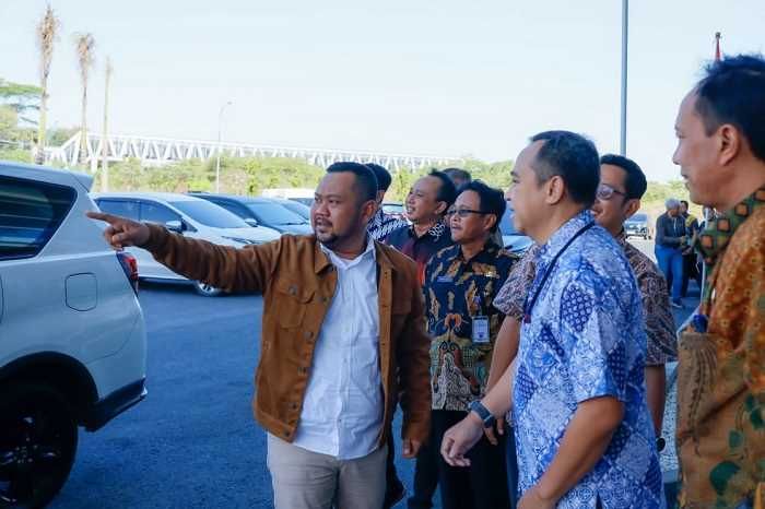 Bupati Gresik Ajak 15 Kepala OPD ke JIIPE, Berikut Hal-Hal yang Diinginkan Bupati Gresik Ajak 15 Kepala OPD ke JIIPE, Berikut Hal-Hal yang Diinginkan