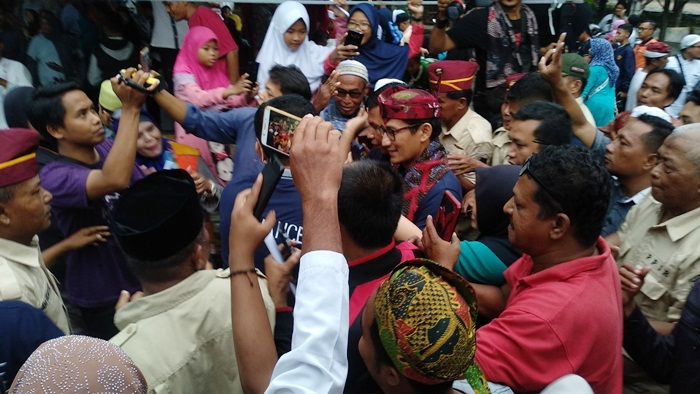 Cawapres Sandiaga Uno Kunjungi Pasar Batik 17 Agustus Pamekasan