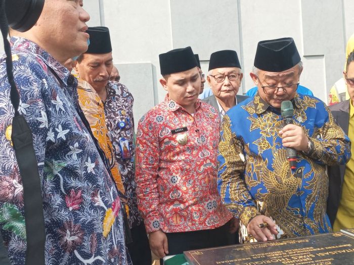 Mendikdasmen Resmikan Gedung DKV SMK Mutia Ngoro, Soroti Revitalisasi dan Penguatan Vokasi