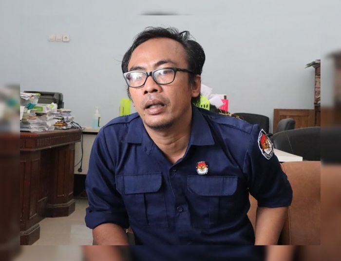 KPU Pamekasan Temukan Dua Mantan Narapidana Daftar Bacaleg KPU Pamekasan Temukan Dua Mantan Narapidana Daftar Bacaleg