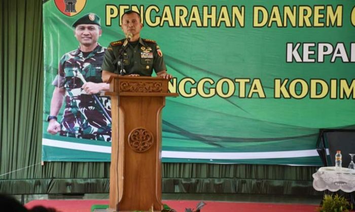 Danrem Bhaskara Jaya Tekankan Babinsa Sistem Temu Cepat dan Lapor Cepat Danrem Bhaskara Jaya Tekankan Babinsa Sistem Temu Cepat dan Lapor Cepat