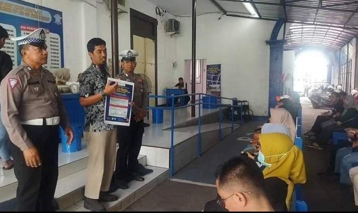 JKN Aktif Jadi Syarat Pengurusan SIM, BPJS Kesehatan Minta Masyarakat Tak Khawatir JKN Aktif Jadi Syarat Pengurusan SIM, BPJS Kesehatan Minta Masyarakat Tak Khawatir