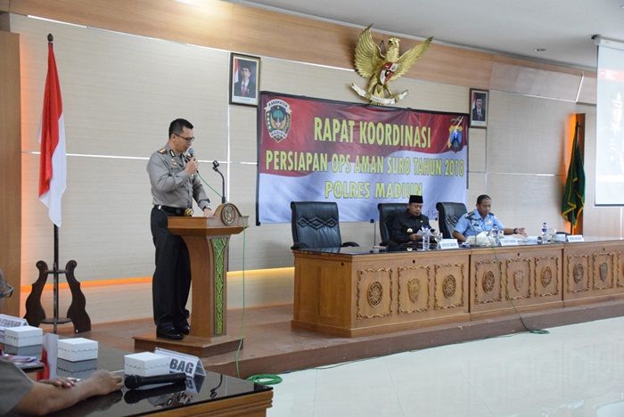 Pj Bupati Madiun Hadiri Rakor Pengamanan 1 Suro Pj Bupati Madiun Hadiri Rakor Pengamanan 1 Suro