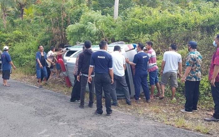 Ambulans Puskesmas Bakung Kecelakaan Saat Hendak Melakukan Vaksinasi Ambulans Puskesmas Bakung Kecelakaan Saat Hendak Melakukan Vaksinasi