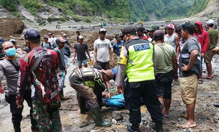​Warga Ponorogo Meninggal Tertimbun Longsor di Lokasi Tambang Pasir Kali Putih Blitar