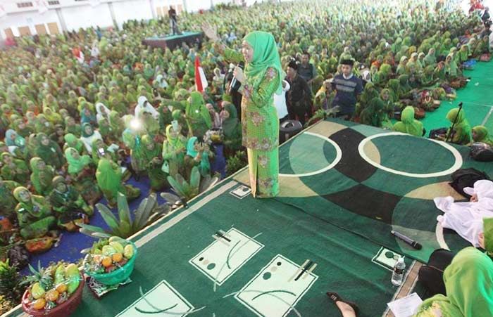 Indonesia Diprediksi Ranking 5, Khofifah: Muslimat NU Berpolitik Ahlussunnah wal Jamaah Indonesia Diprediksi Ranking 5, Khofifah: Muslimat NU Berpolitik Ahlussunnah wal Jamaah