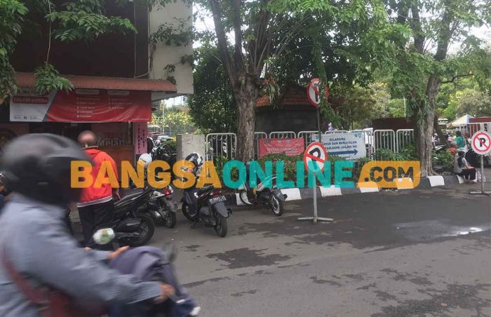 Motor Tukang Servis Mesin Foto Copy Digondol Maling di Samsat Manyar Motor Tukang Servis Mesin Foto Copy Digondol Maling di Samsat Manyar