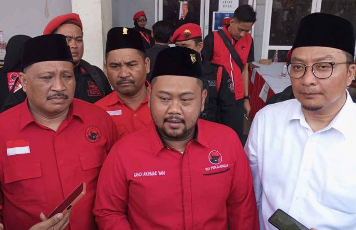 DPC PDIP Gresik Yakin Yani-Alif Menang di Pilkada 2024 DPC PDIP Gresik Yakin Yani-Alif Menang di Pilkada 2024