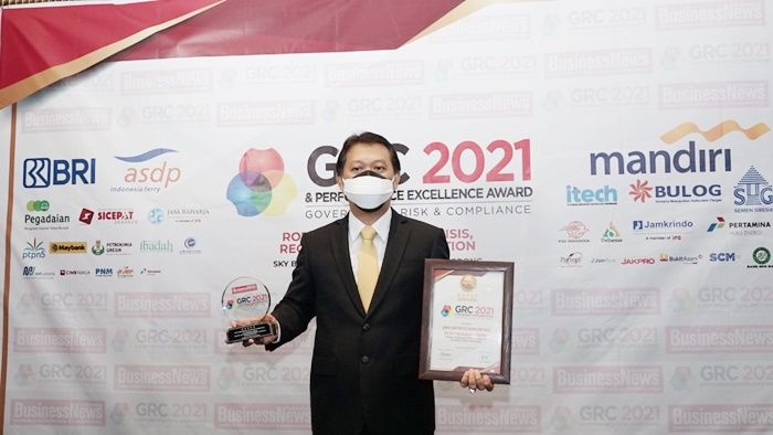 Dirut Petrokimia Gresik Dinobatkan The Best CEO di GRC & Performance Excellence Award 2021