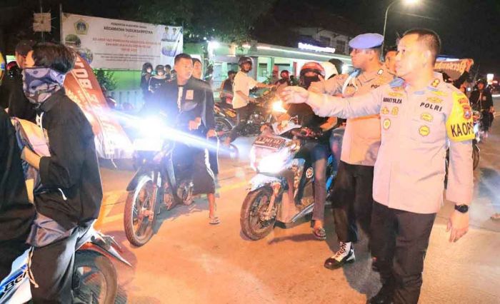 Konvoi, 26 Simpatisan Perguruan Silat Diamankan Polres Gresik Konvoi, 26 Simpatisan Perguruan Silat Diamankan Polres Gresik