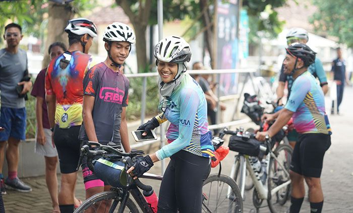 Ikuti Yogyakarta Ultra Cycling Challenge 1.200 Km, Bunda Fey Selesaikan Sepertiga Perjalanan Ikuti Yogyakarta Ultra Cycling Challenge 1.200 Km, Bunda Fey Selesaikan Sepertiga Perjalanan