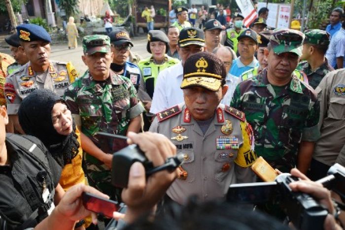 Pangdam dan Kapolda Pantau Pilkada di Mojokerto Pangdam dan Kapolda Pantau Pilkada di Mojokerto