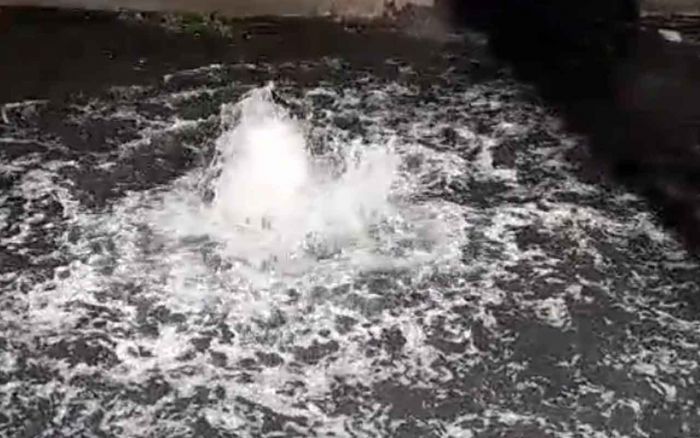 Aroma Gas Alam yang Menyengat di Kali Gununganyar, BPBD Pastikan Sudah Berhenti Aroma Gas Alam yang Menyengat di Kali Gununganyar, BPBD Pastikan Sudah Berhenti