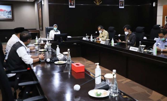 PT. INKA Siap Bantu Wujudkan Kereta Gantung di Kota Batu PT. INKA Siap Bantu Wujudkan Kereta Gantung di Kota Batu