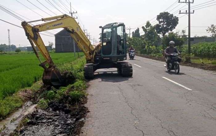 Jaga Kualitas Jalan Penghubung, DPUPR Jombang Optimalkan Rumija