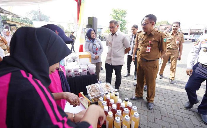 Jaga Kestabilan Ekonomi Masyarakat, Pemkot Batu Gelar Gerakan Pangan Murah Jaga Kestabilan Ekonomi Masyarakat, Pemkot Batu Gelar Gerakan Pangan Murah