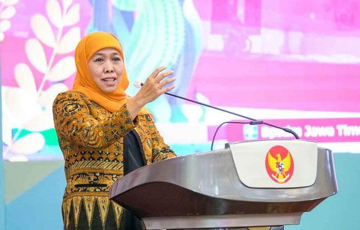 Beri Ruang Disabilitas di Dunia Kerja, Gubernur Khofifah Terima Penghargaan dari Kemenaker Beri Ruang Disabilitas di Dunia Kerja, Gubernur Khofifah Terima Penghargaan dari Kemenaker