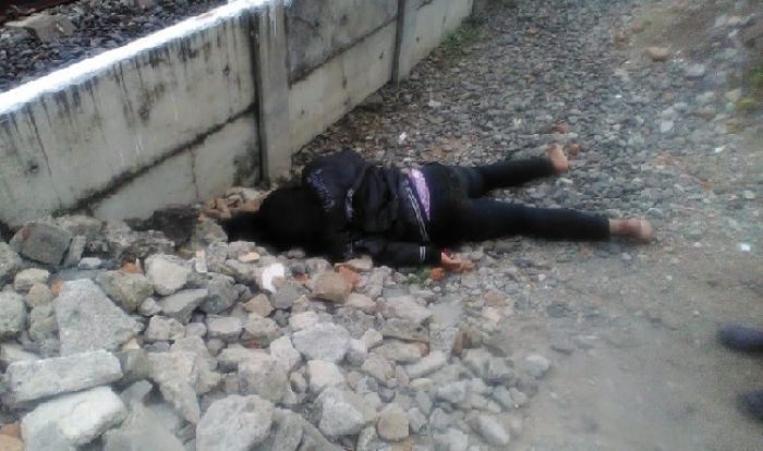 Nyeberang Rel Sambil Teleponan, Gegar Otak Disenggol Kereta Api Nyeberang Rel Sambil Teleponan, Gegar Otak Disenggol Kereta Api
