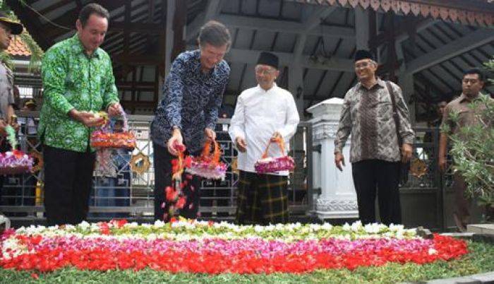 Dubes AS: Orang Amerika Harus Belajar dari Gus Dur Dubes AS: Orang Amerika Harus Belajar dari Gus Dur