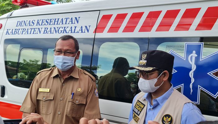Pemkab Bangkalan Launching Mobil Ambulans Pemkab Bangkalan Launching Mobil Ambulans