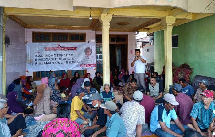 Selain Bagikan Sembako, Indah Kurnia Ingatkan Warga di Sidoarjo Tak Terjerumus Pinjol Ilegal