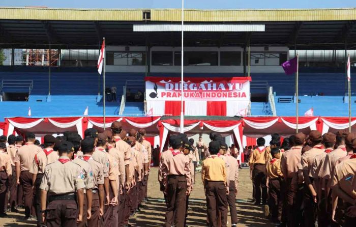 Peringati Hari Pramuka ke-63, Pj Wali Kota Batu Bagi-bagi Sepeda Gunung dan Sembako Peringati Hari Pramuka ke-63, Pj Wali Kota Batu Bagi-bagi Sepeda Gunung dan Sembako