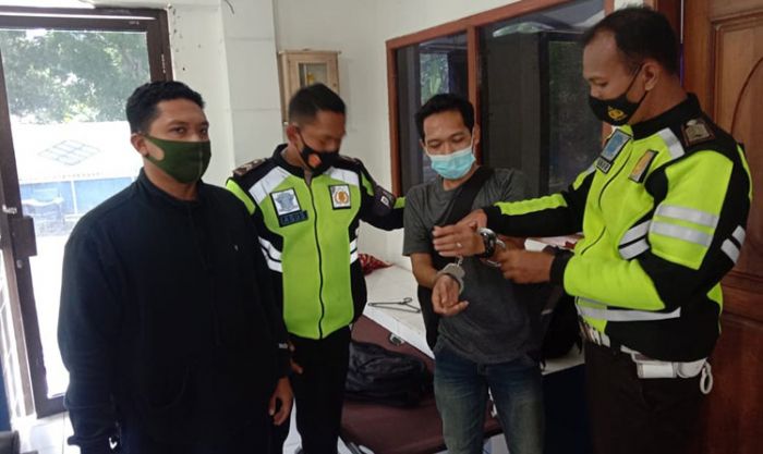 Kedapatan Bawa Sabu, Sopir Asal Pasuruan Diamankan Satlantas Polres Tuban Kedapatan Bawa Sabu, Sopir Asal Pasuruan Diamankan Satlantas Polres Tuban