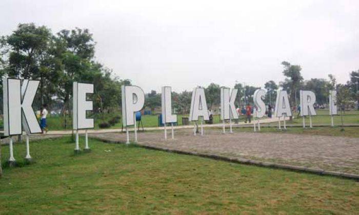 Bermesraan di Taman Keplaksari, Sepasang Pelajar di Jombang Menangis Saat Dirazia