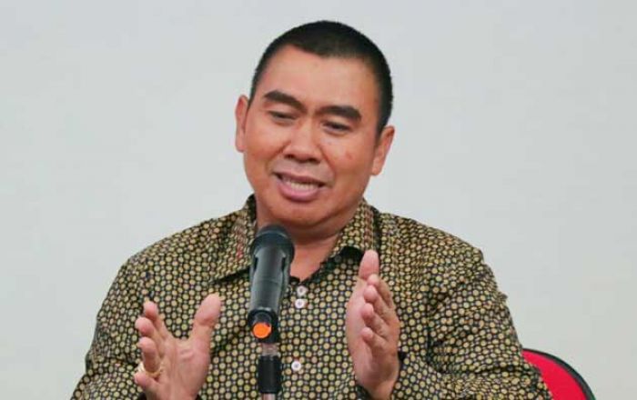 Wali Kota Malang Ancam Cabut Izin Angkot yang Naikkan Tarif Sembarangan Wali Kota Malang Ancam Cabut Izin Angkot yang Naikkan Tarif Sembarangan