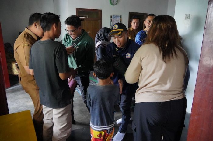 Polres Kediri Tetapkan Orang Tua Korban Sebagai Tersangka Kasus Keracunan Sekeluarga di Ngancar Polres Kediri Tetapkan Orang Tua Korban Sebagai Tersangka Kasus Keracunan Sekeluarga di Ngancar