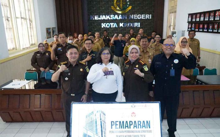 Pesan Zanariah di Pemaparan Pengamanan Pembangunan Strategis Kota Kediri 2024 Pesan Zanariah di Pemaparan Pengamanan Pembangunan Strategis Kota Kediri 2024