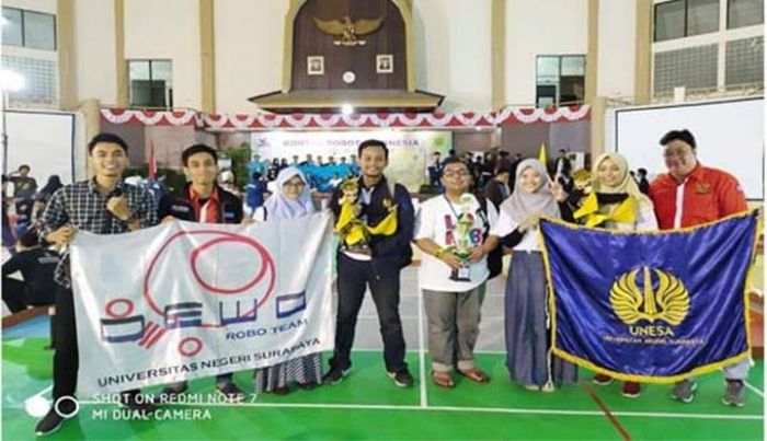 Unesa Juara II Kontes Robot Regional IV di NTB