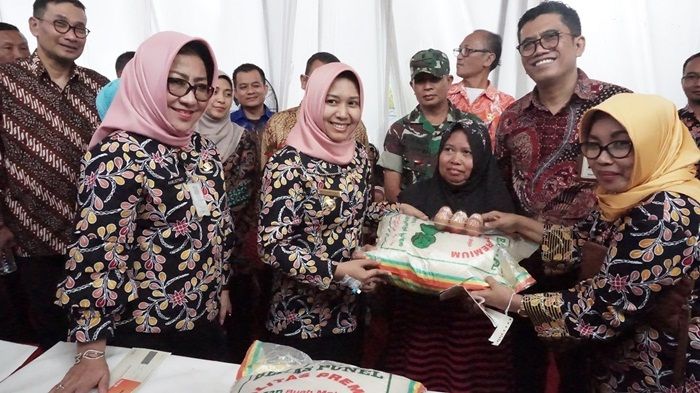 Wali Kota Mojokerto Launching e-Warong Makmur Ceria Wali Kota Mojokerto Launching e-Warong Makmur Ceria