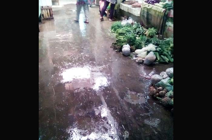 Bocor di Pasar Minulyo Kian Parah, Pedagang Ngaku Merugi Bocor di Pasar Minulyo Kian Parah, Pedagang Ngaku Merugi