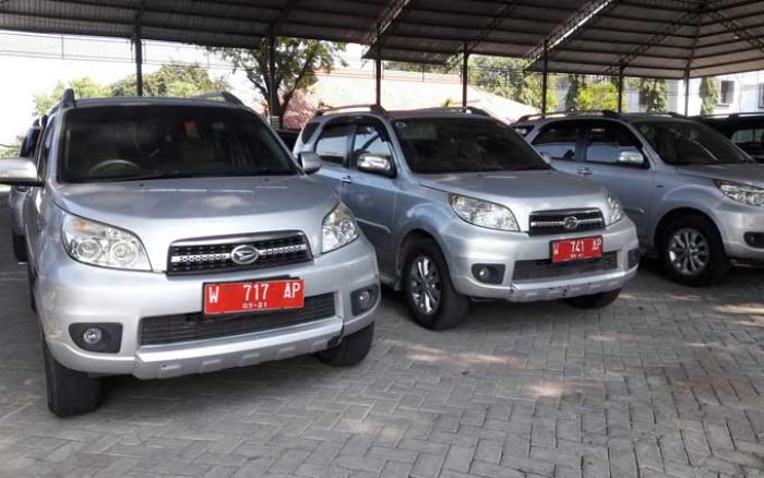 Tunjangan Mobdin Anggota DPRD Gresik Bisa Mencapai Rp 15 Juta per Bulan Tunjangan Mobdin Anggota DPRD Gresik Bisa Mencapai Rp 15 Juta per Bulan