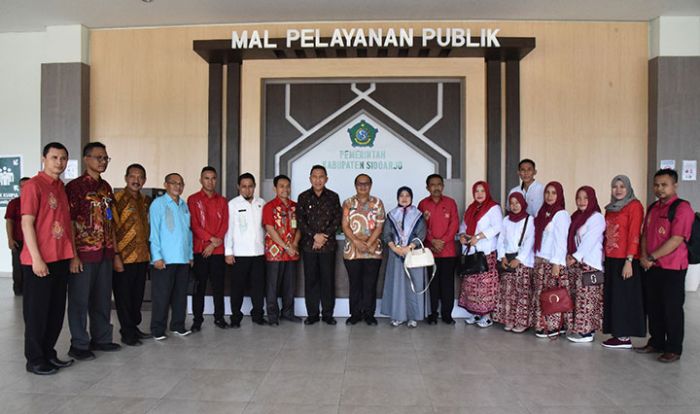 Belajar Pelayanan Online, Pemkab Boalemo Kunjungi Sidoarjo Belajar Pelayanan Online, Pemkab Boalemo Kunjungi Sidoarjo