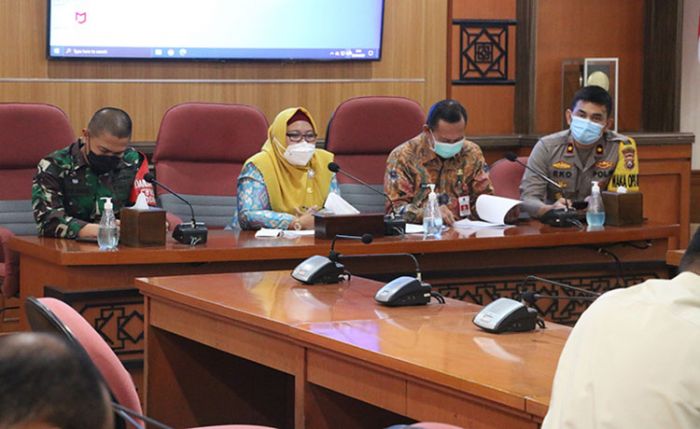 Nekat Mudik ke Gresik, Pekerja Migran Bakal Dikarantina di Gejos Nekat Mudik ke Gresik, Pekerja Migran Bakal Dikarantina di Gejos